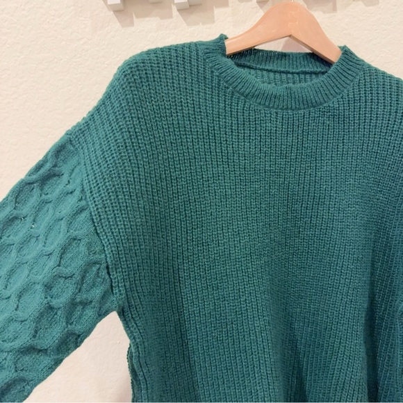 BWQ Ribbed Oversize Drop Shoulder Pull On Knit Sweater Top in Dark Green NWT - Picture 3 of 8